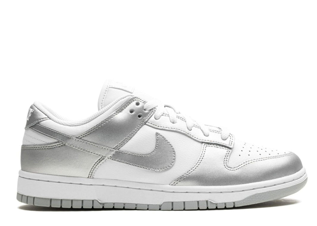 Nike Dunk Low Metallic Silver