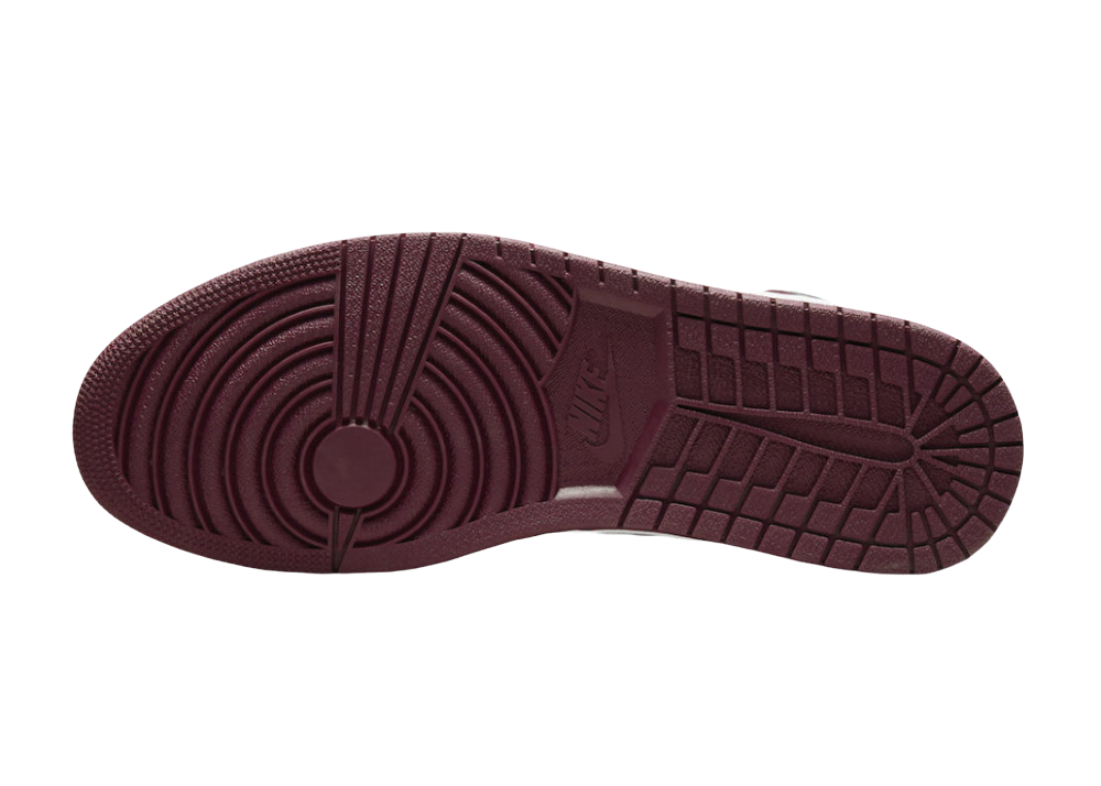 Nike Air Jordan 1 Retro High OG Bordeaux