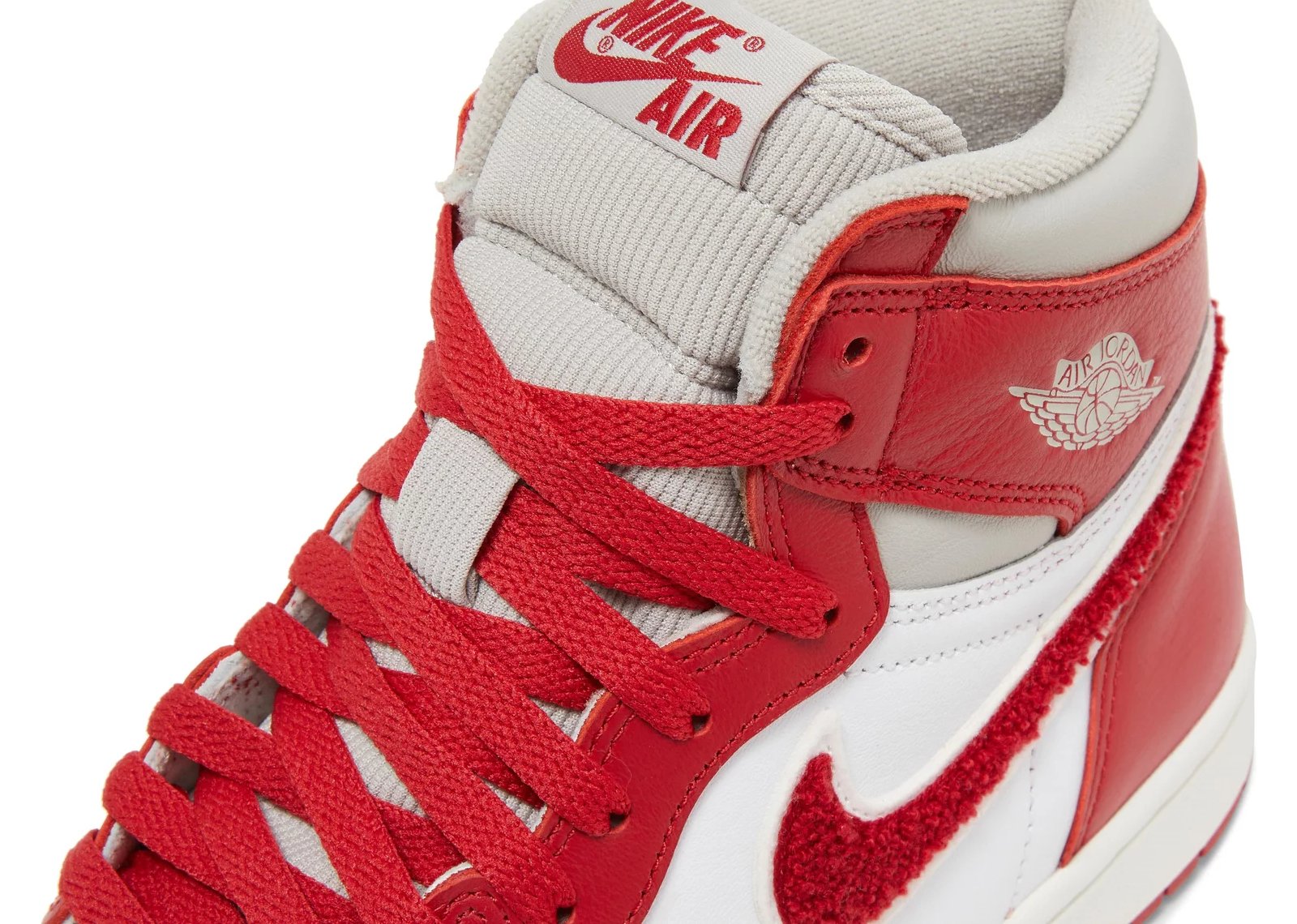 Nike Air Jordan 1 Retro High OG Varsity Red (W)