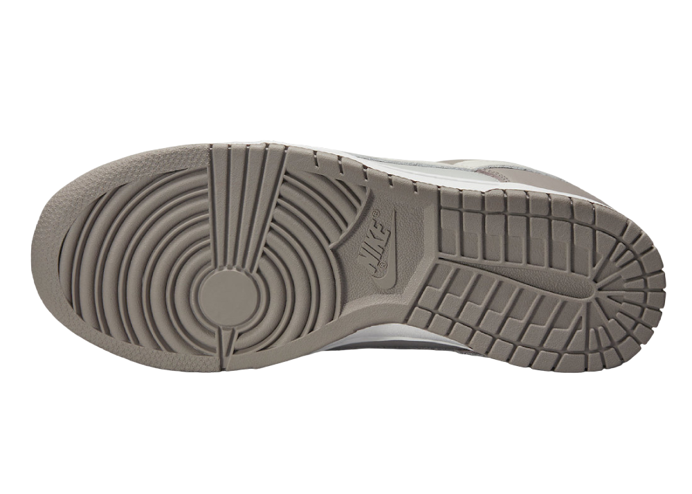 Nike Dunk Low Bone Beige (W)