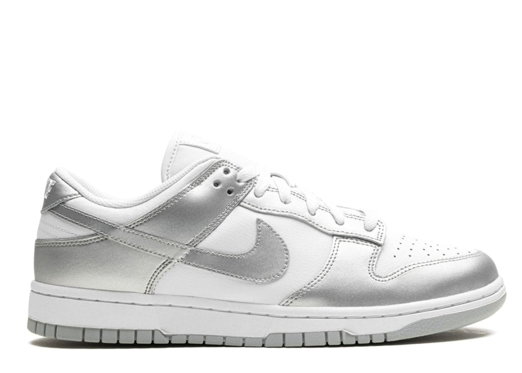 Nike Dunk Low Metallic Silver