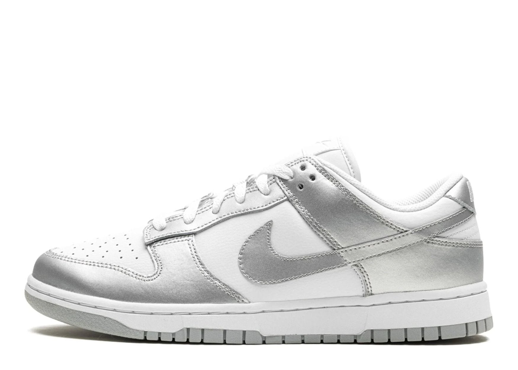Nike Dunk Low Metallic Silver