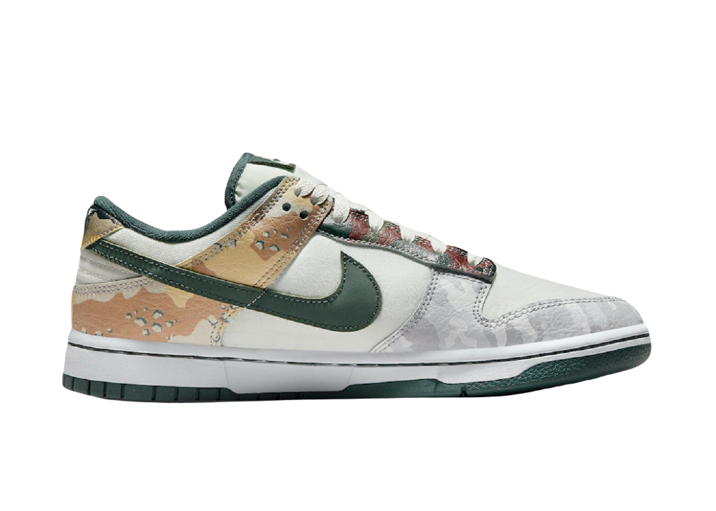 Nike Dunk Low SE Sail Multi-Camo