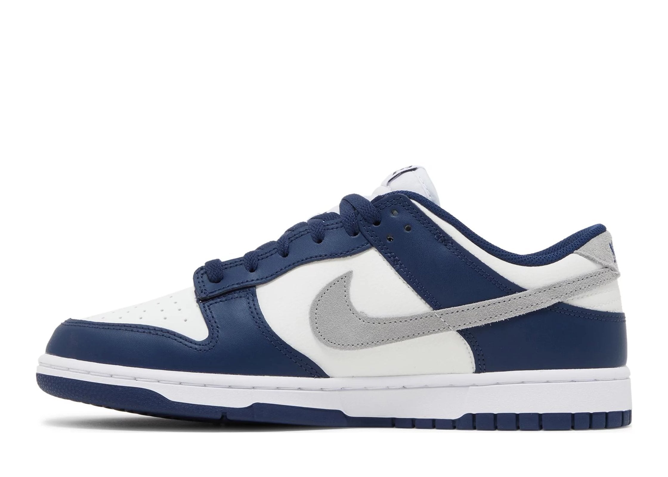 Nike Dunk Low Summit White Midnight Navy