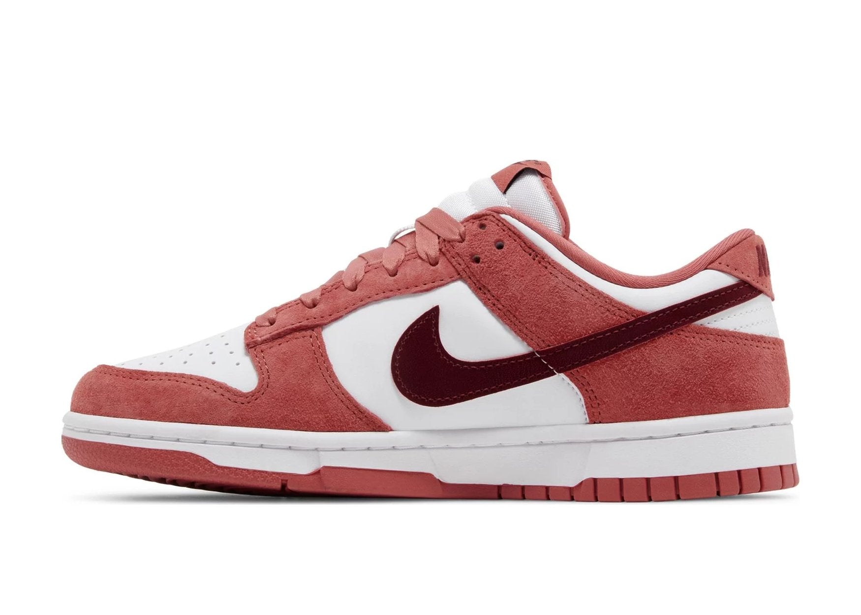 Nike Dunk Low Valentines Day (2024) (W)
