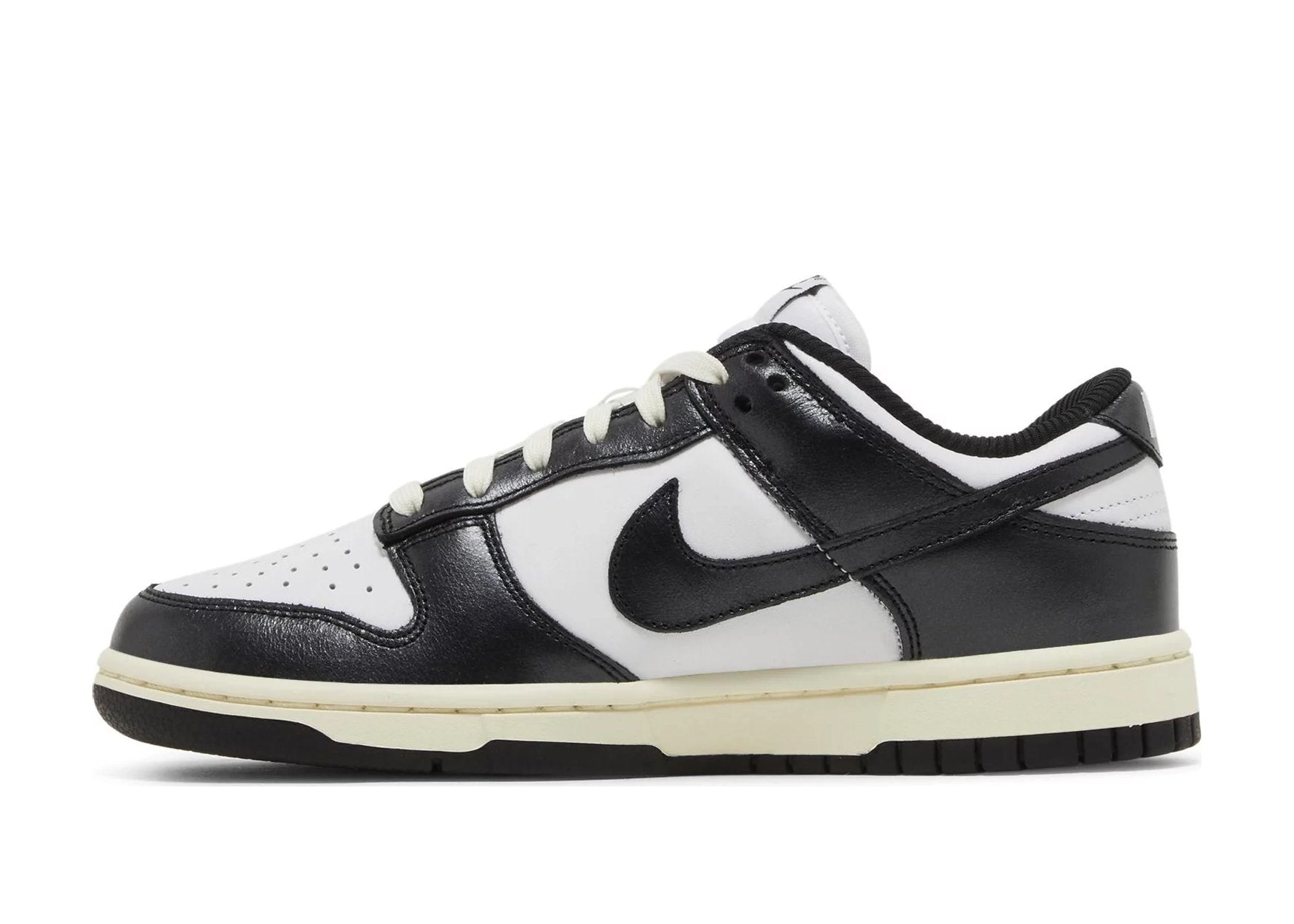 Nike Dunk Low Vintage Panda (W)