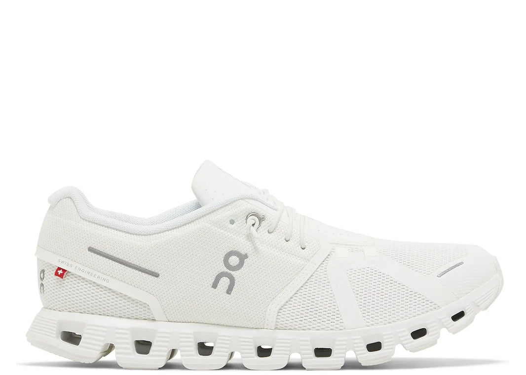 On Running Cloud 5 Undyed White