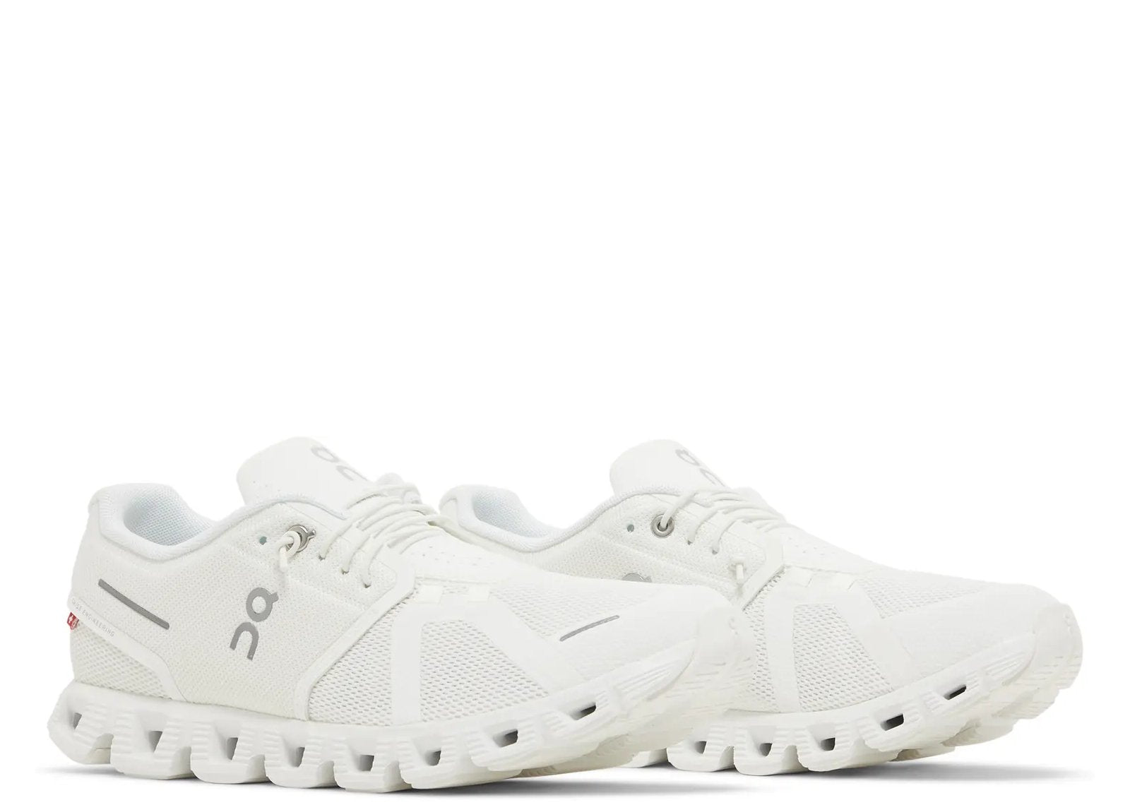 On Running Cloud 5 Undyed White