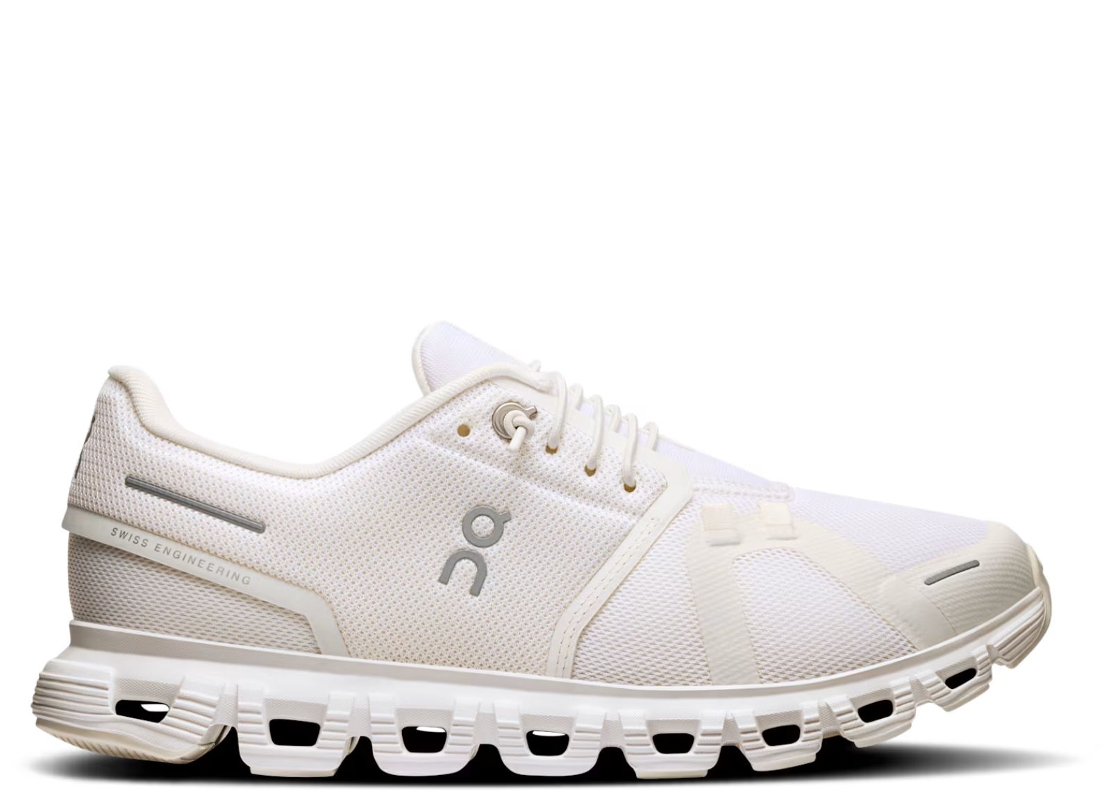 On Running Cloud 6 All White (W)