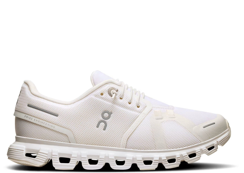 On Running Cloud 6 All White (W)