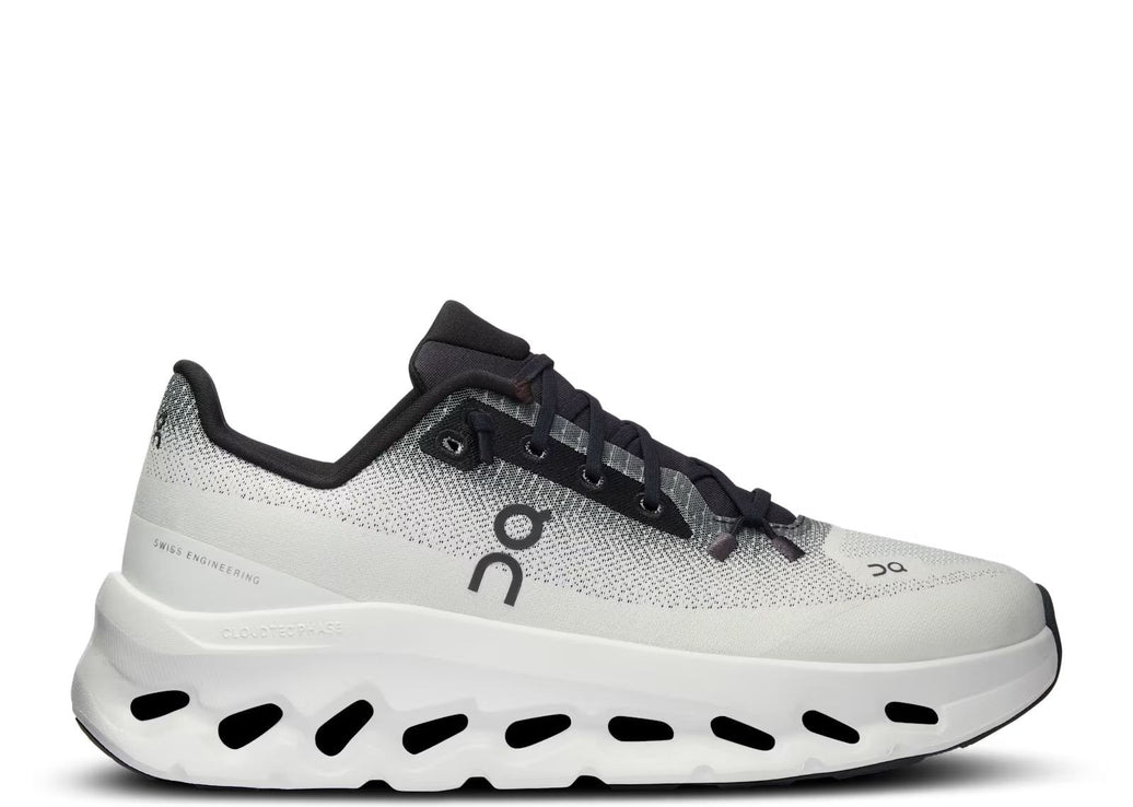 On Running Cloudtilt Black Ivory (W)