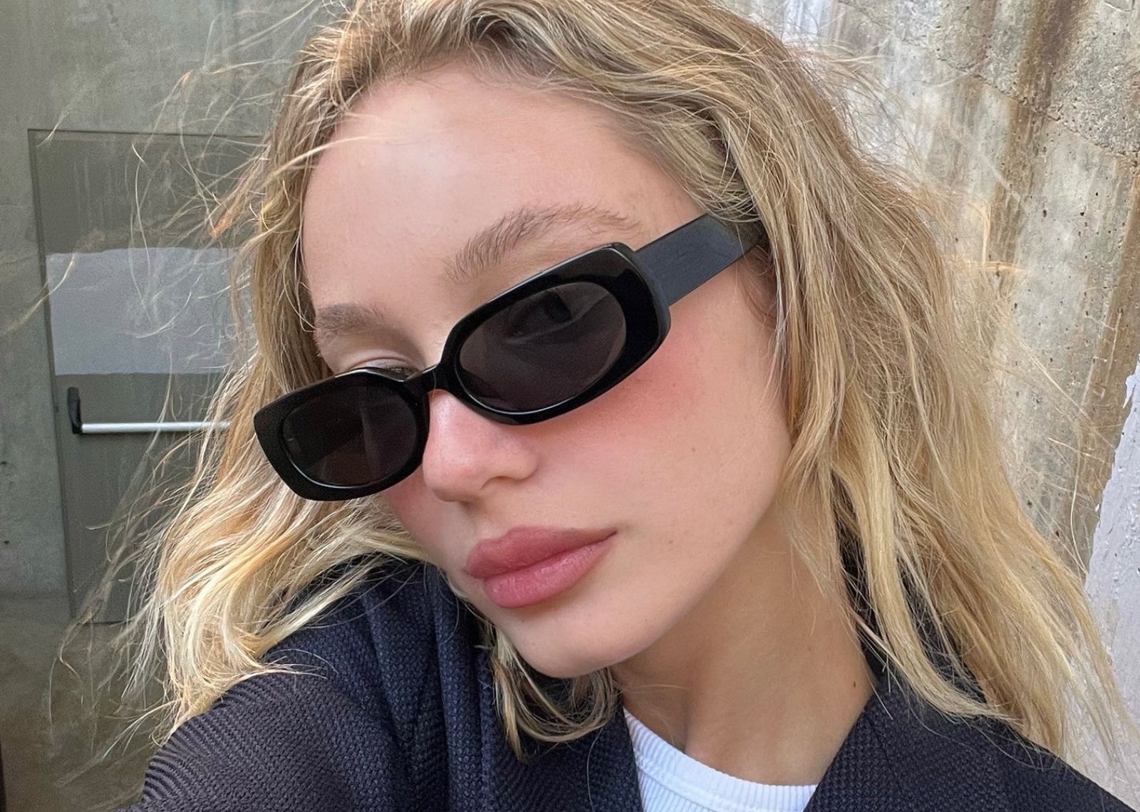 Vehla Olsen – Black / Smoke