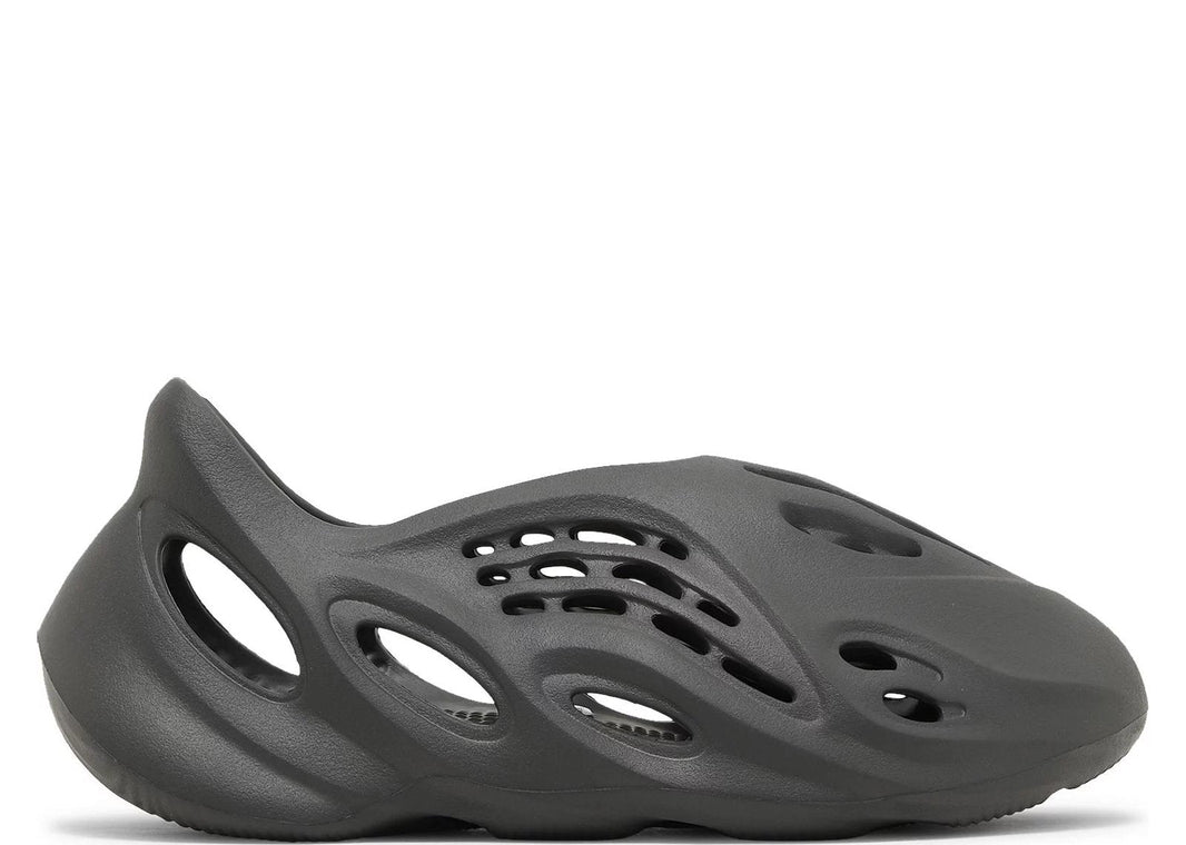 adidas Yeezy Foam RNR Carbon